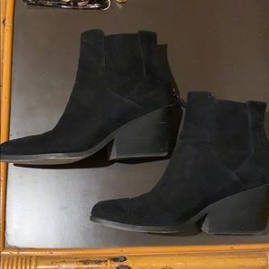 Eileen Fisher Ankle Booties Suede Sz11